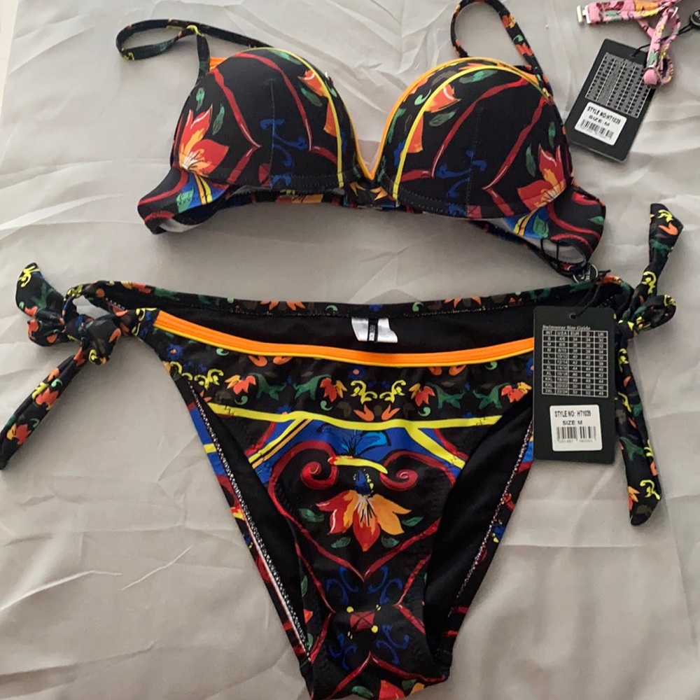Bikini